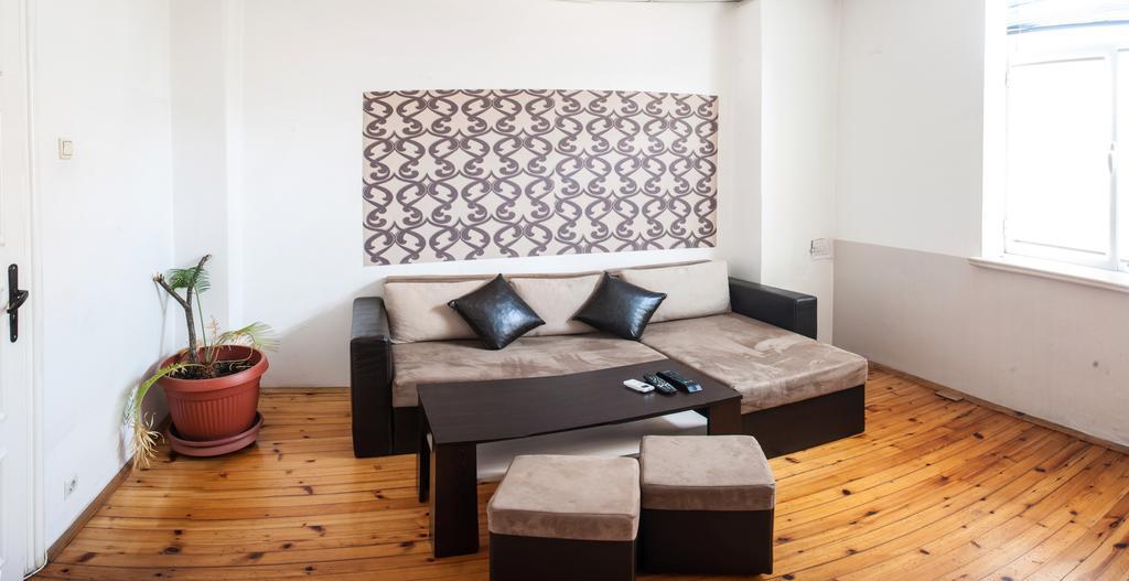Sofia Central Guest Rooms Ruang foto