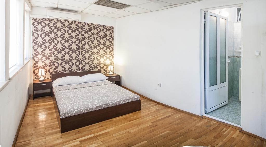 Sofia Central Guest Rooms Ruang foto