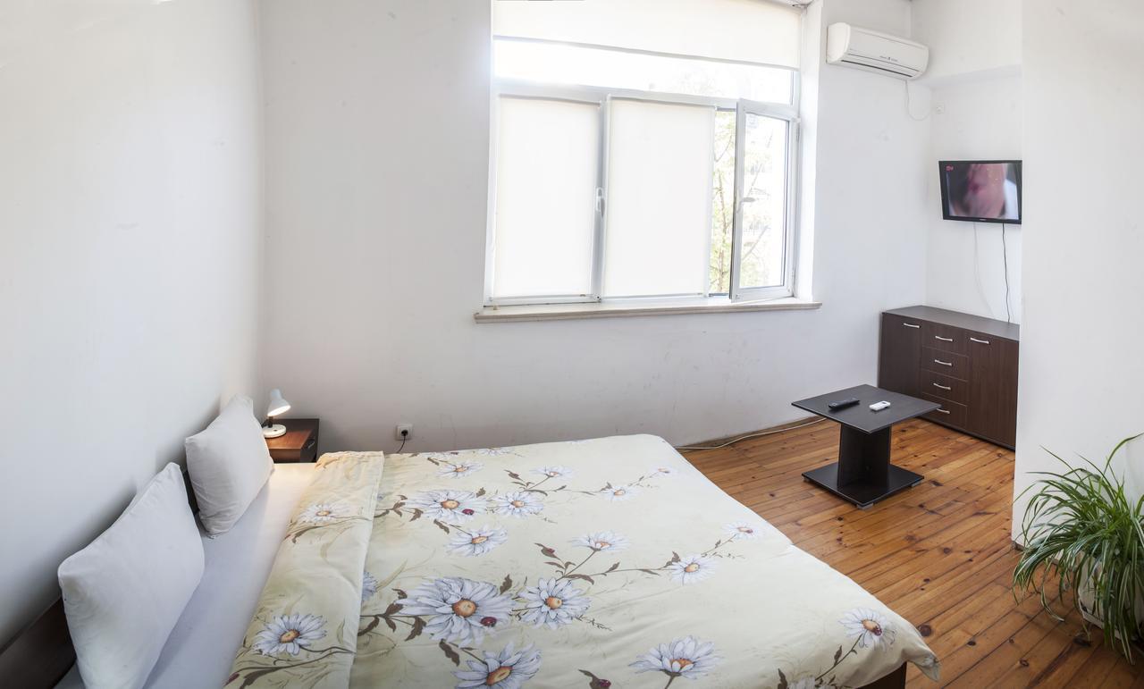 Sofia Central Guest Rooms Bagian luar foto