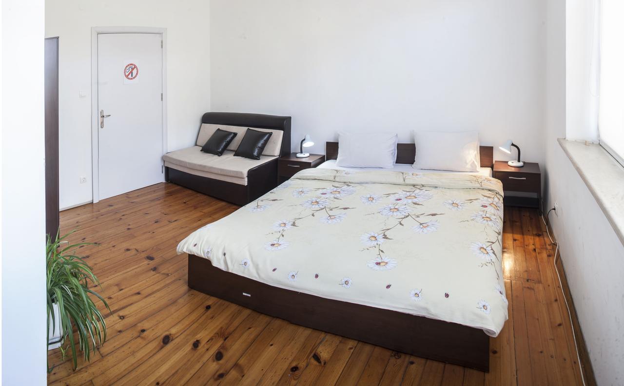 Sofia Central Guest Rooms Bagian luar foto